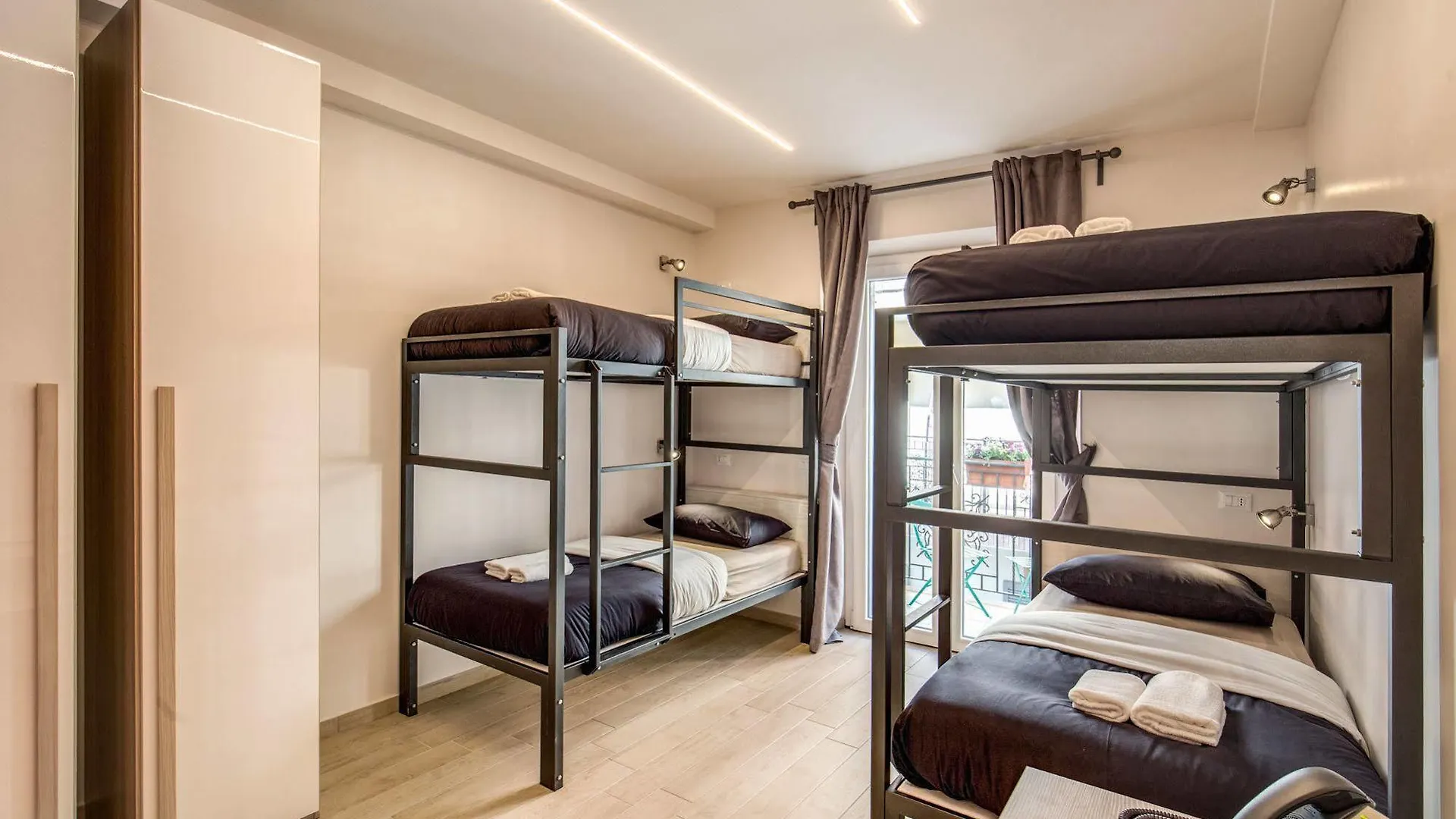 Aurelia Vatican Apartments Rome 3*,  Italy